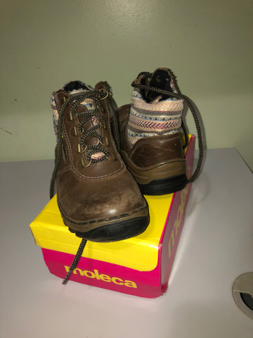 Botina/Bota de Proteção Feminina Nobuk - EPI