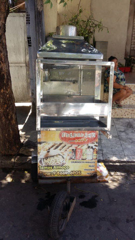 Carrinho de Churrasco em Inox e Vidro