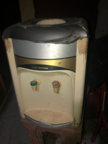 Vendo gela água gelando bem vendendo pq tenho dois - Foto 2