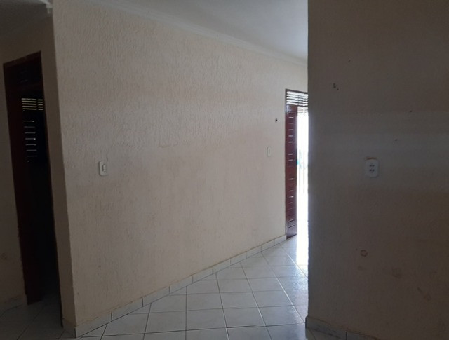 Aluga-se casa no alto com 3/4 com piscina - Foto 4