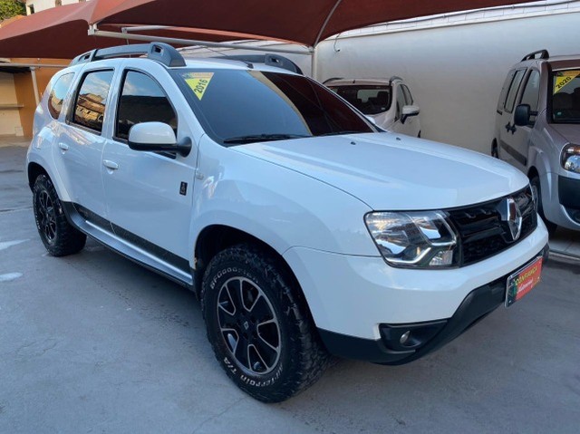 DUSTER DAKAR 4X4 2.0