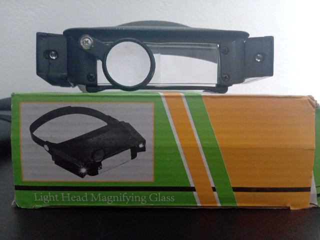 Lupa com luz e encaixe para cabeça  - Foto 2