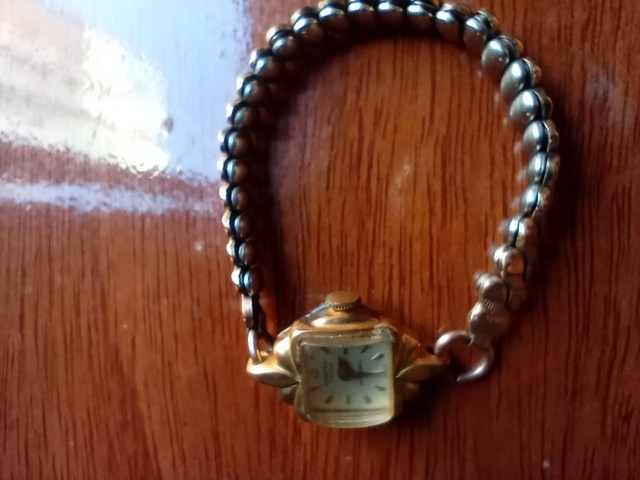 Antigo relógio de pulso  - Foto 3