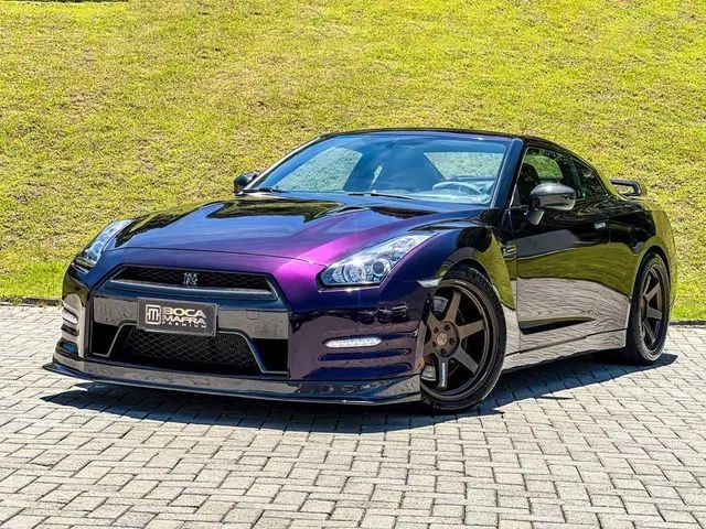 Nissan Skyline com apenas 362 km rodados é colocado à venda por R