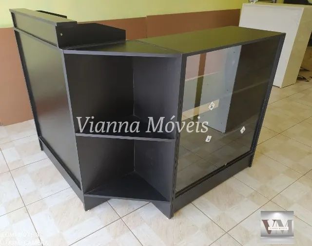 Balcão Caixa em L + Balcão Vitrine Preto 