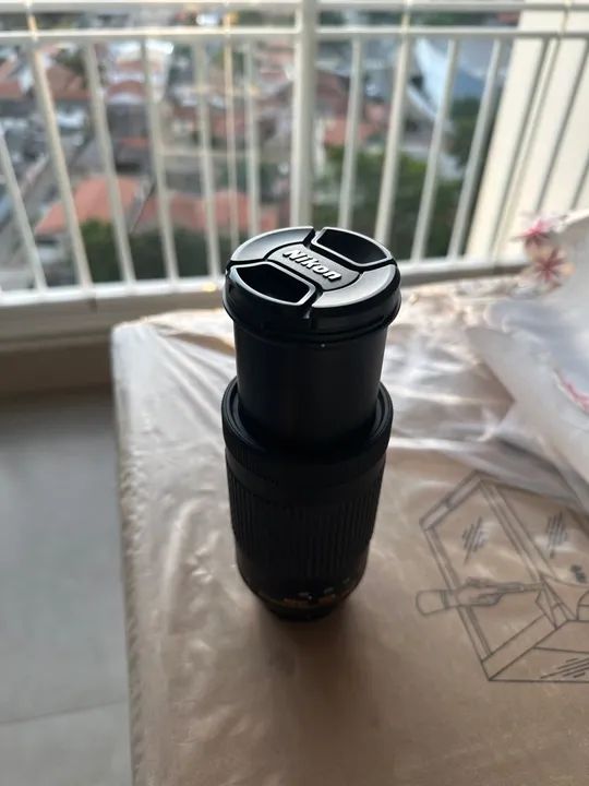 Lente Nikon AF-S Nikkor 70-300mm f/4.5-6.3G ED DX - Foto 4