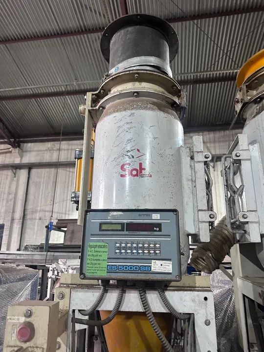 Ensacadeira eletrônica sat Paraná usada - Foto 2