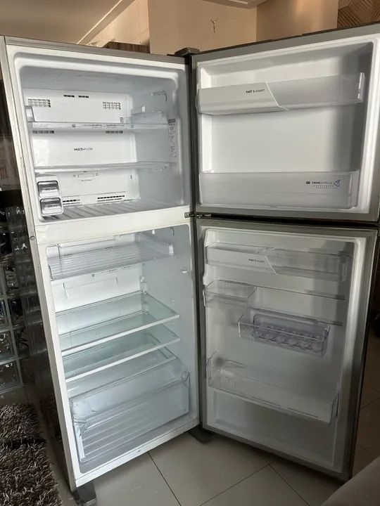 Oportunidade Única!!! Geladeira Electrolux frost free - Foto 4