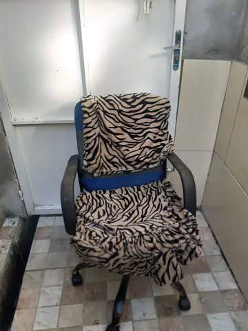 Cadeira giratória de escritorio