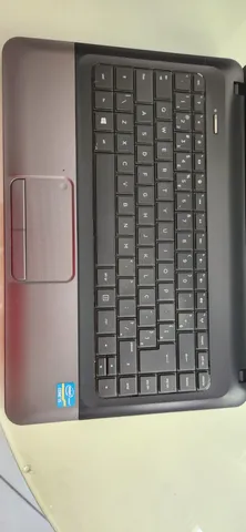 Vendo notebook HP 1000-1460BR
