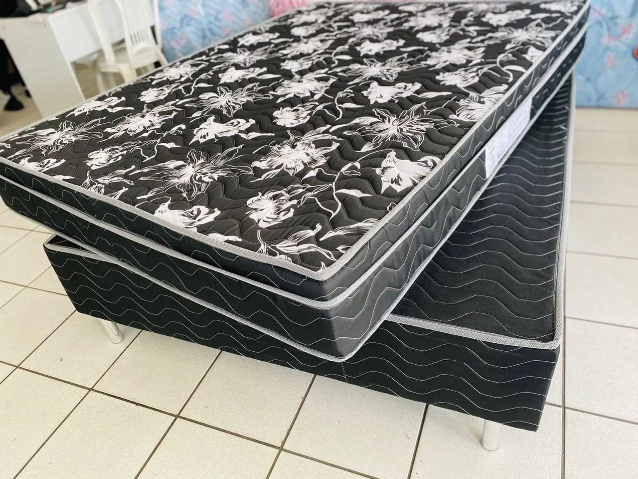 CAMA BOX MOLAS ENTREGA GRÁTIS - Foto 2
