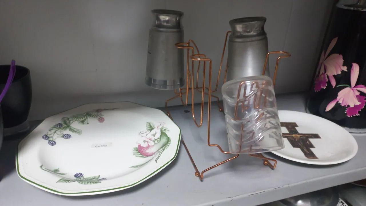 Louças e utensílios 