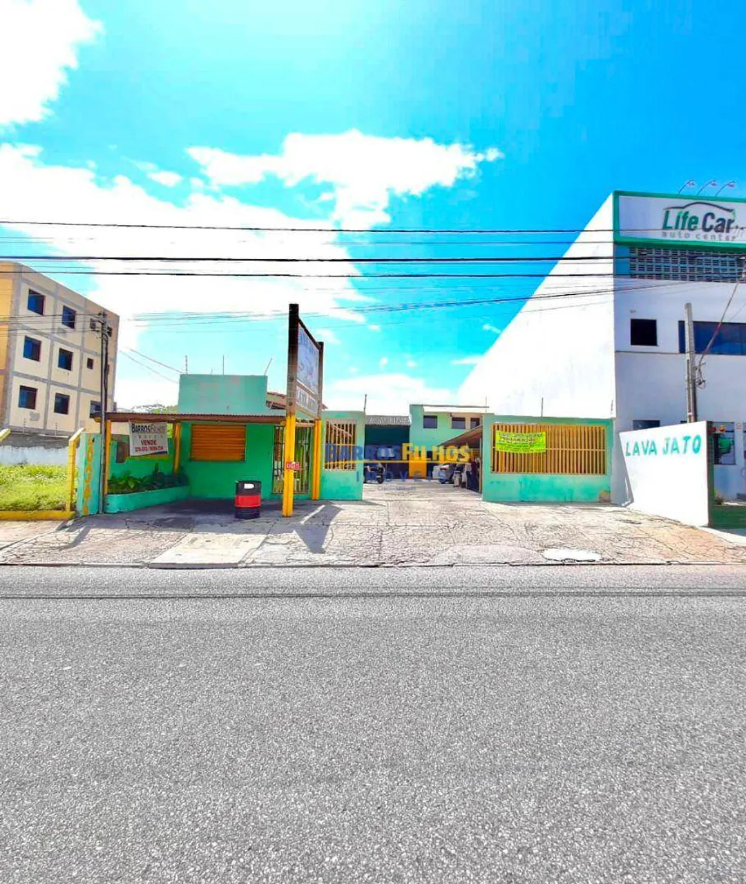 Ponto Comercial na Coroa do Meio.