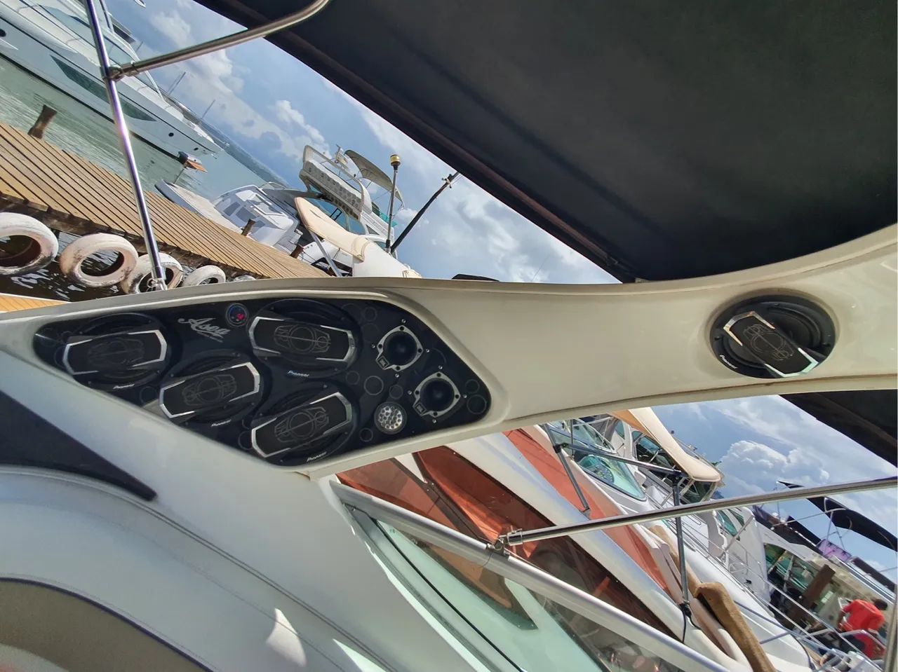 Lancha de Luxo com Som ! - Foto 12