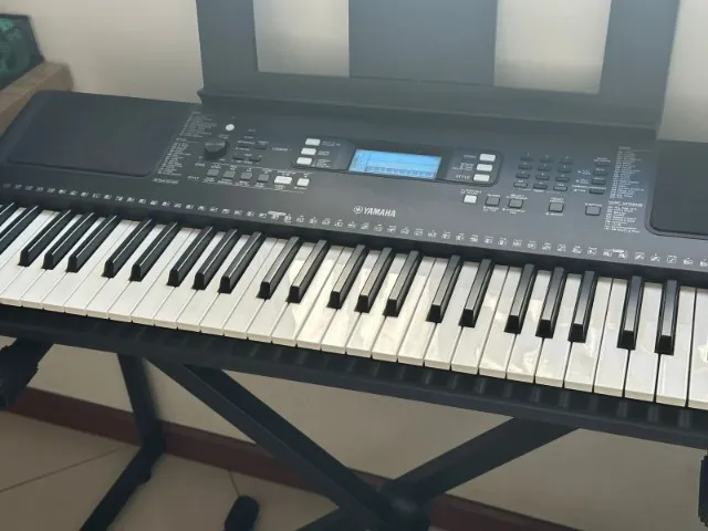 Teclado Yamaha PSR-E363