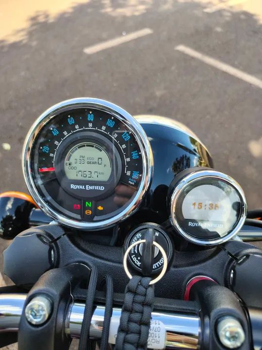 Royal Enfield Meteor 350 Stellar | 2024/2025 | Vermelha | Apenas 1.800 km - Foto 7