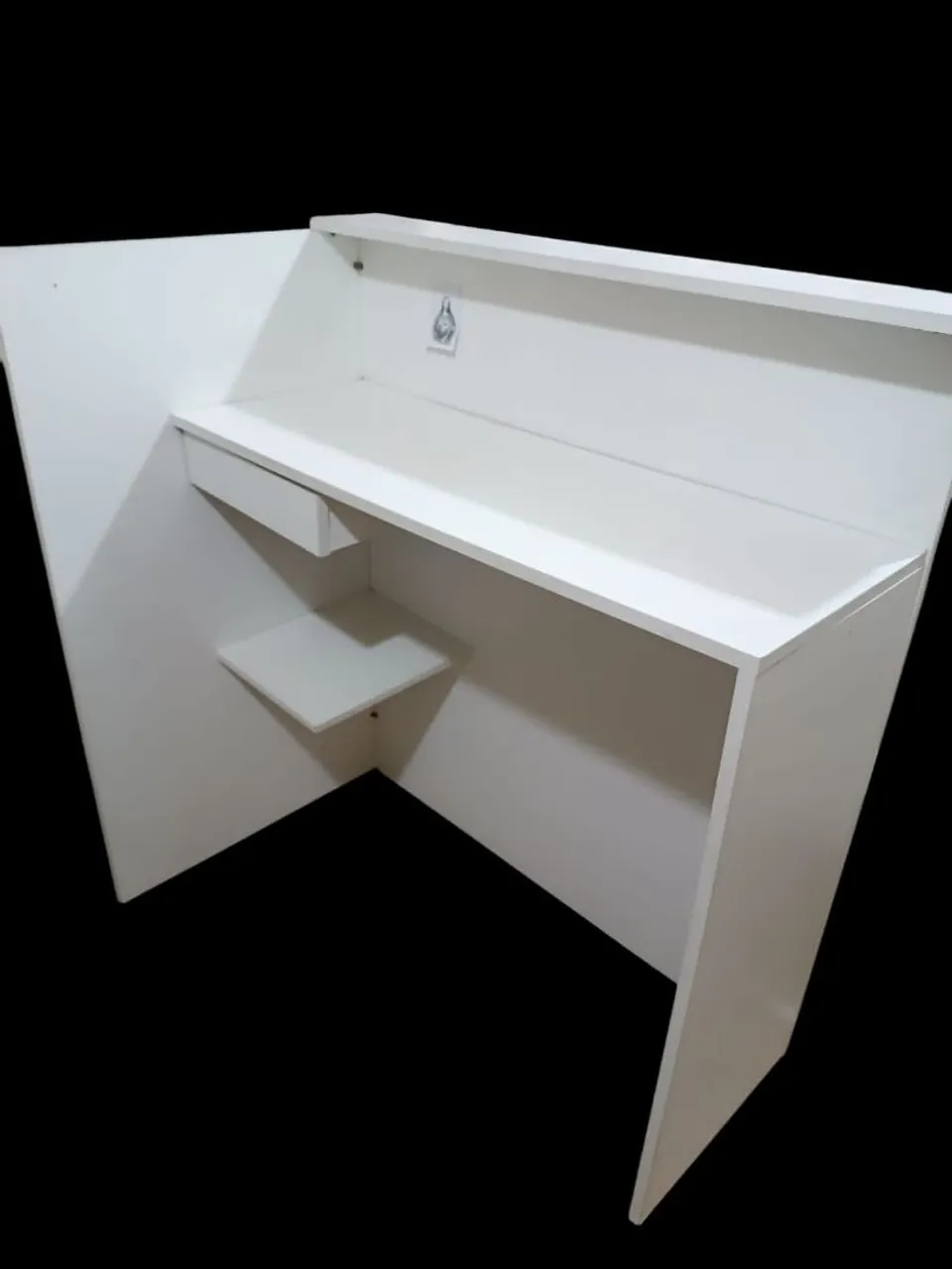 Balcão de Atendimento Branco