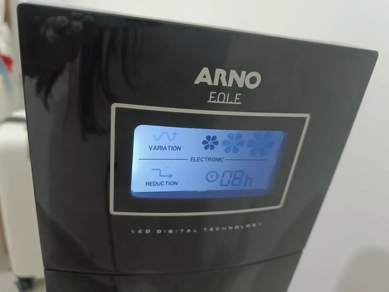 Ventilador de Coluna Arno Eoli LED digital - Foto 2