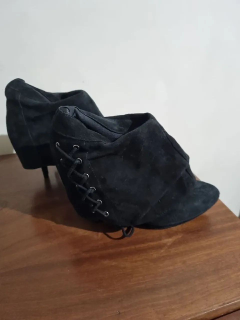 bota arezzo 36 em camurça
