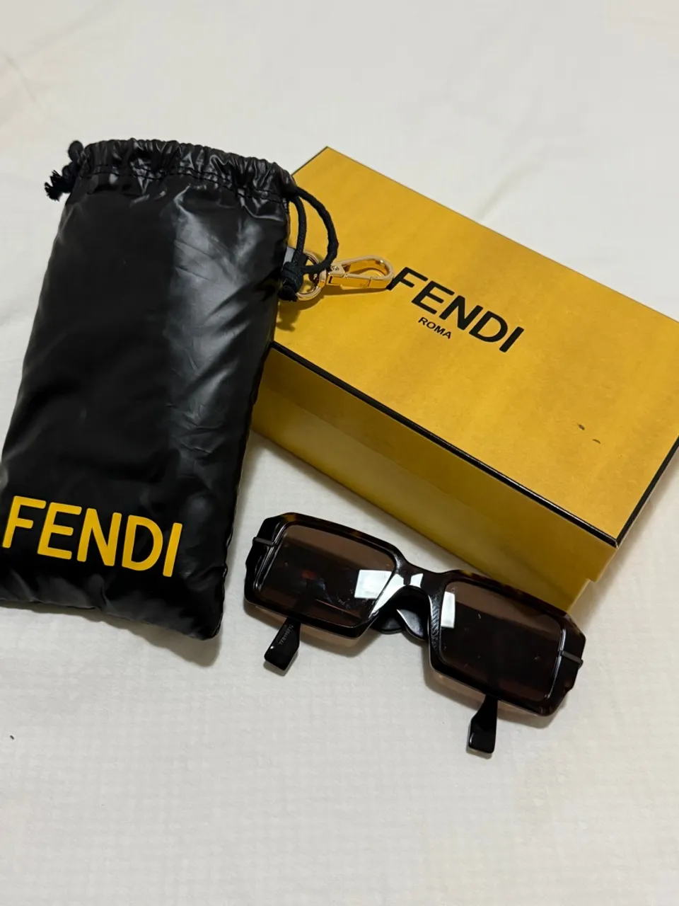 Óculos de Sol Fendi - Original