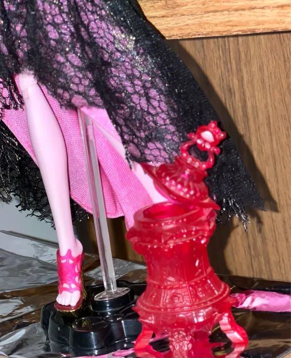 Boneca Monster High Draculaura 13 wishes - Foto 5