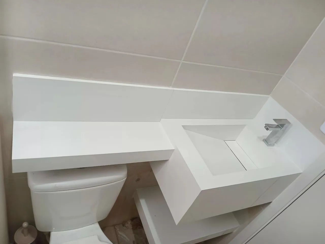 Cuba de banheiro moderna em branco - Foto 4