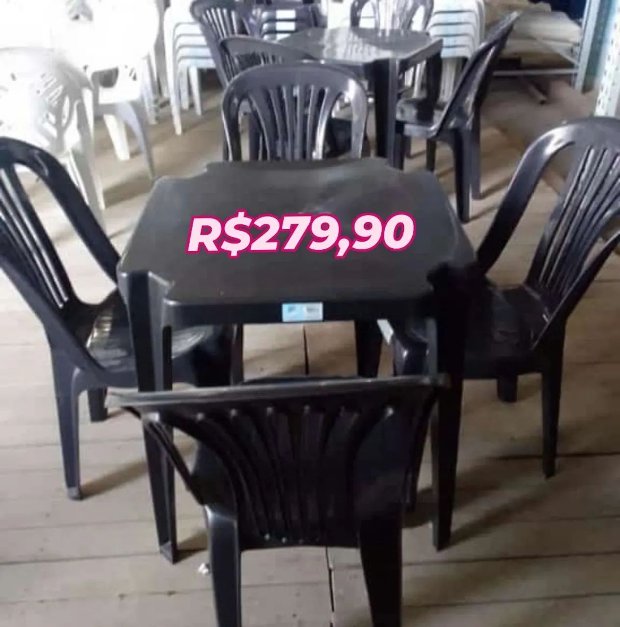 Conjunto mesa e cadeiras plásticas - R$279,90