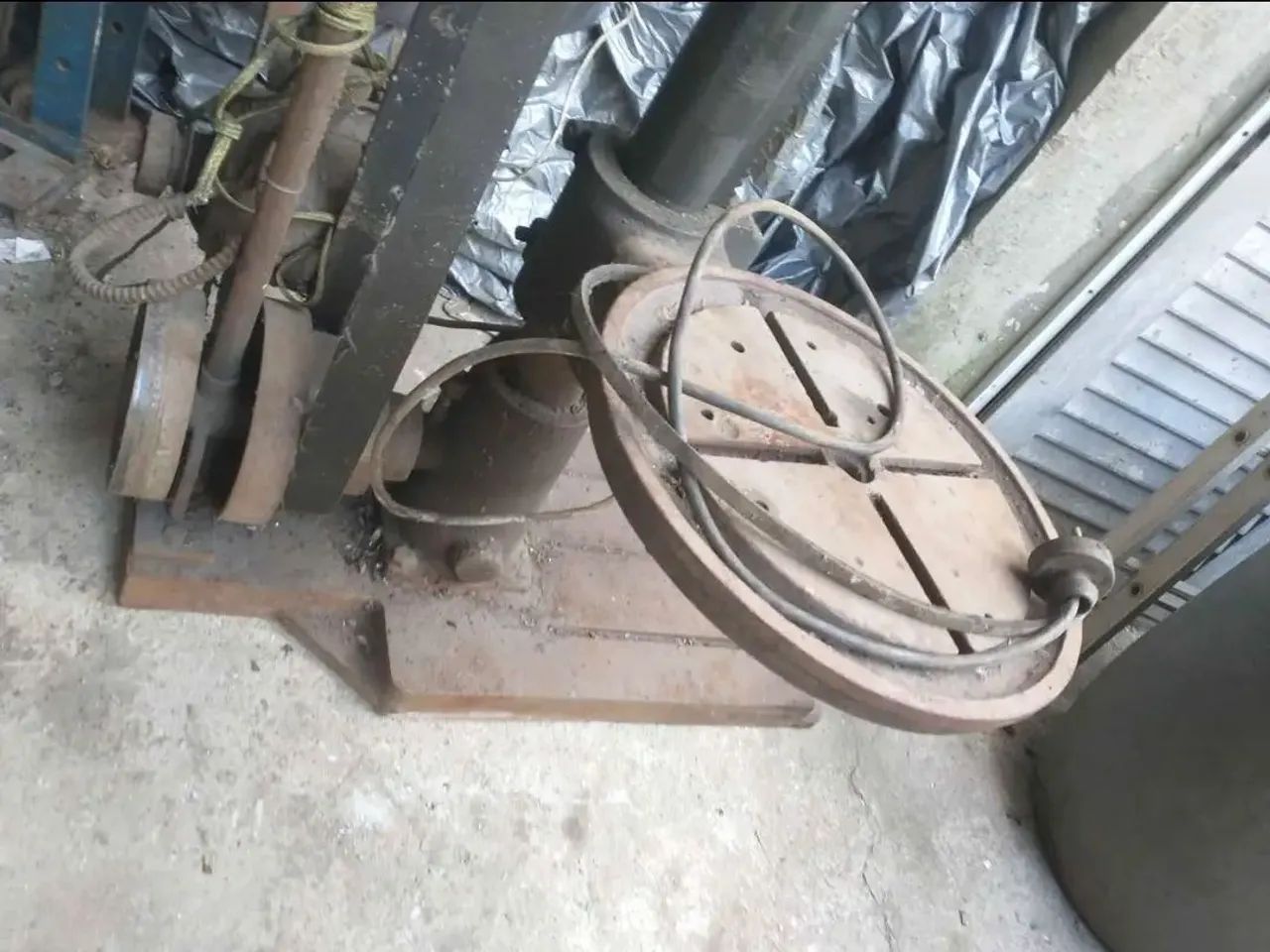 Furadeira de coluna antiga  - Foto 5