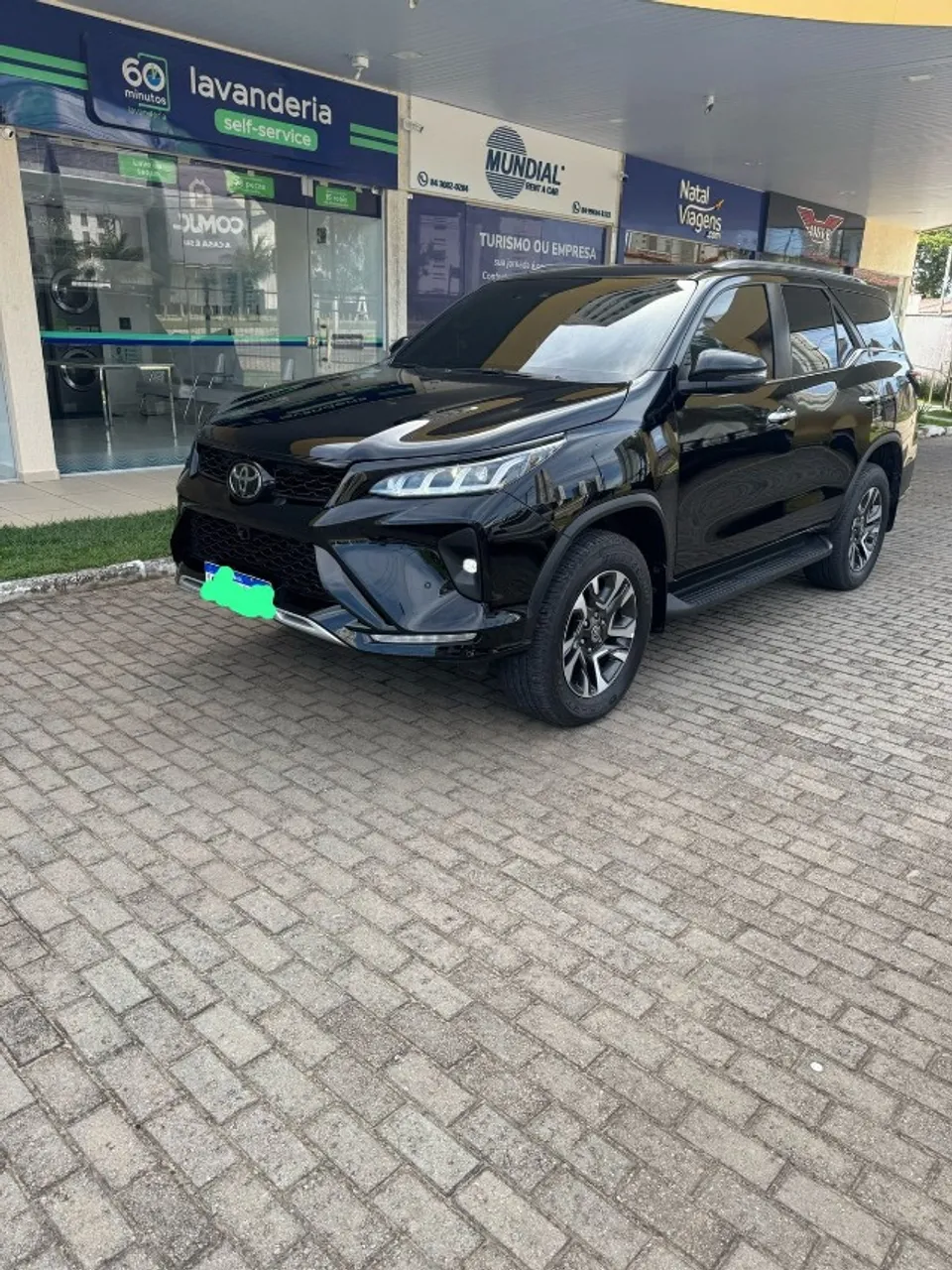 TOYOTA HILUX SW4 DIAMOND 2024 2.8D-4D TURBO DIESEL 7 LUGARES 24.150KM