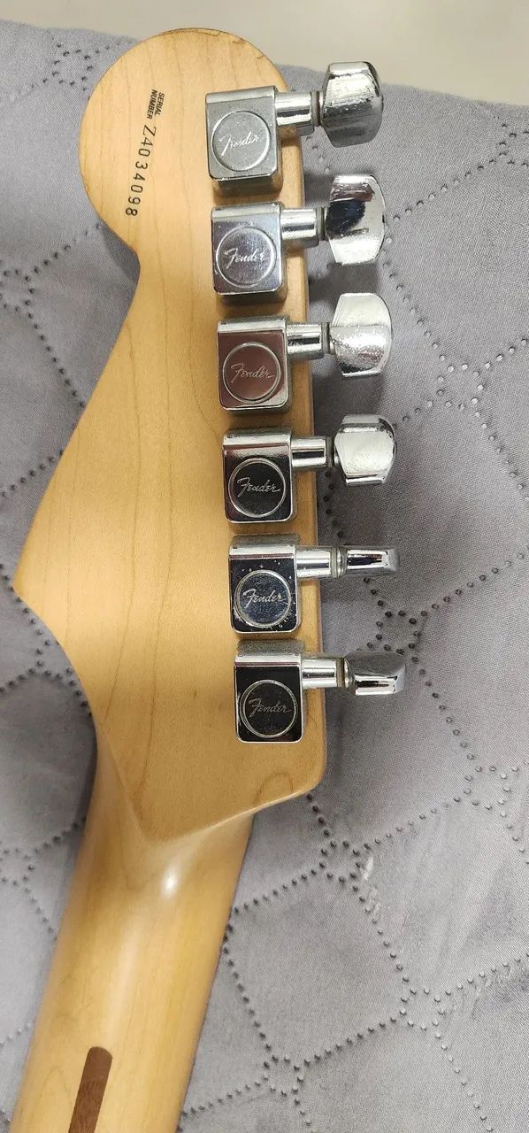 Guitarra Fender Stratocaster Americana  - Foto 3