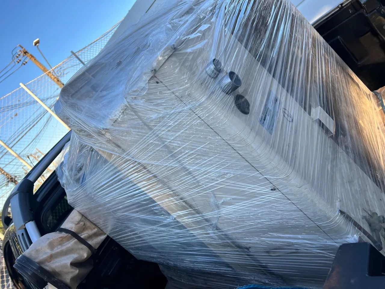 Vendo ou Troco Ar condicionado 32 Btu,s - Foto 5