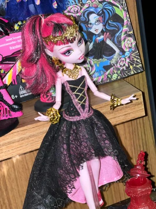 Boneca Monster High Draculaura 13 wishes - Foto 4
