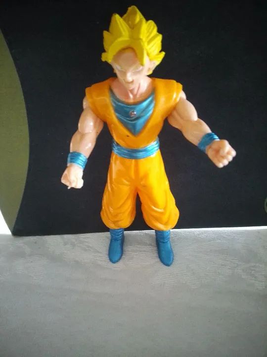 3 Bonecos Goku Dragon Ball Z - Action Figure - Foto 4