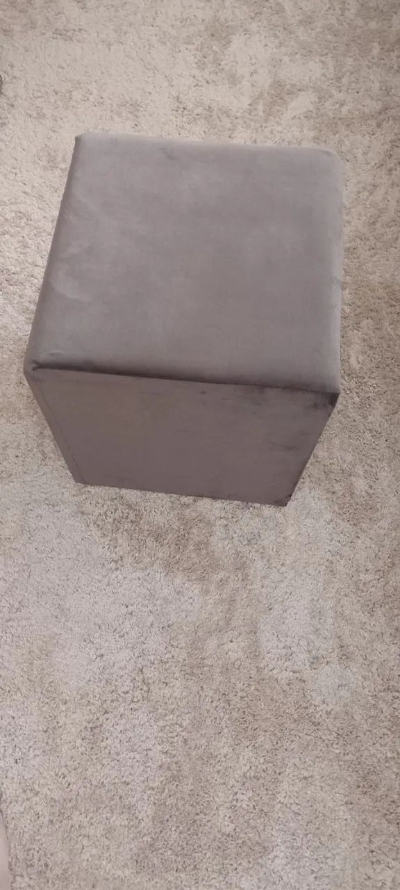 1 Puff veludo Marrom novo 70,00 33x33 cm assento e 40 cm altura 
