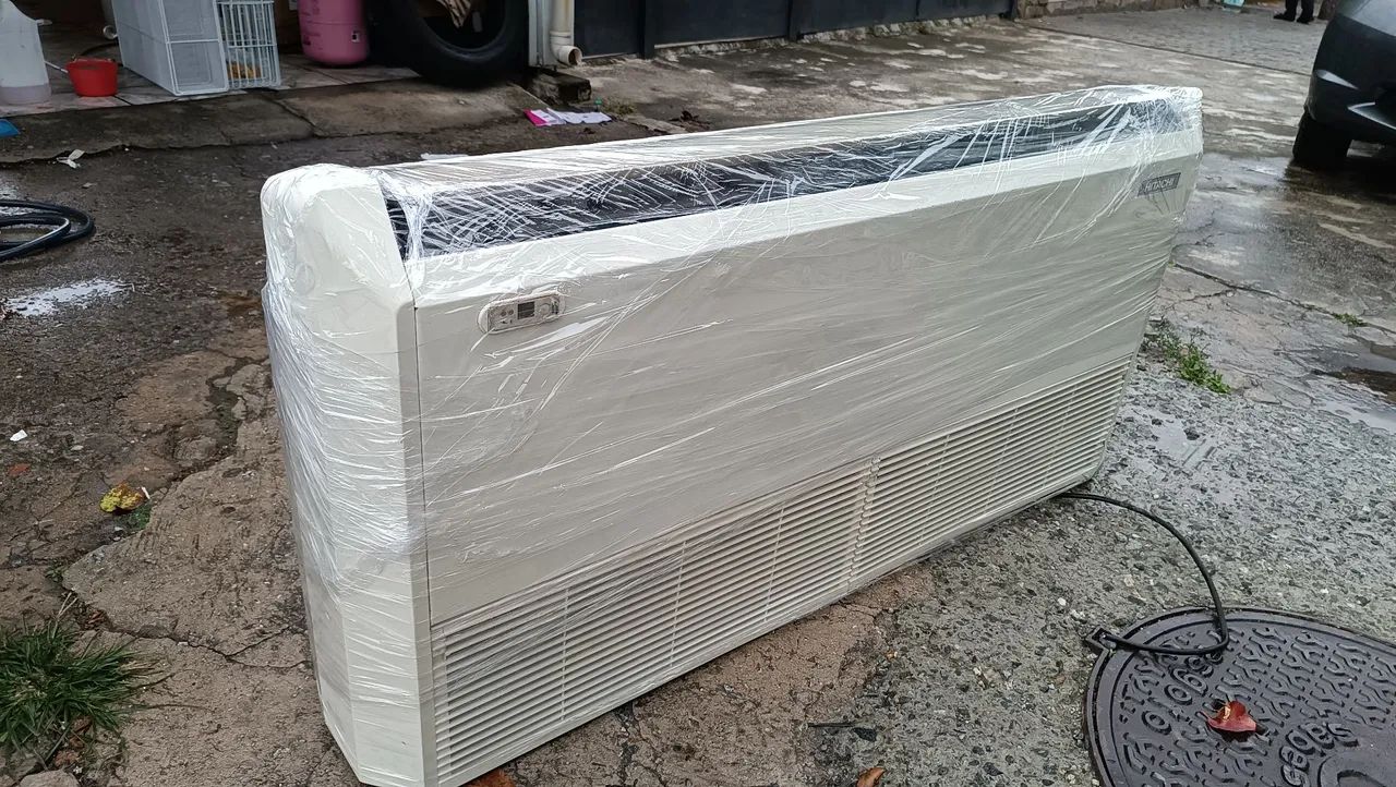 Ar Condicionado 30.000 BTUs Hitachi 