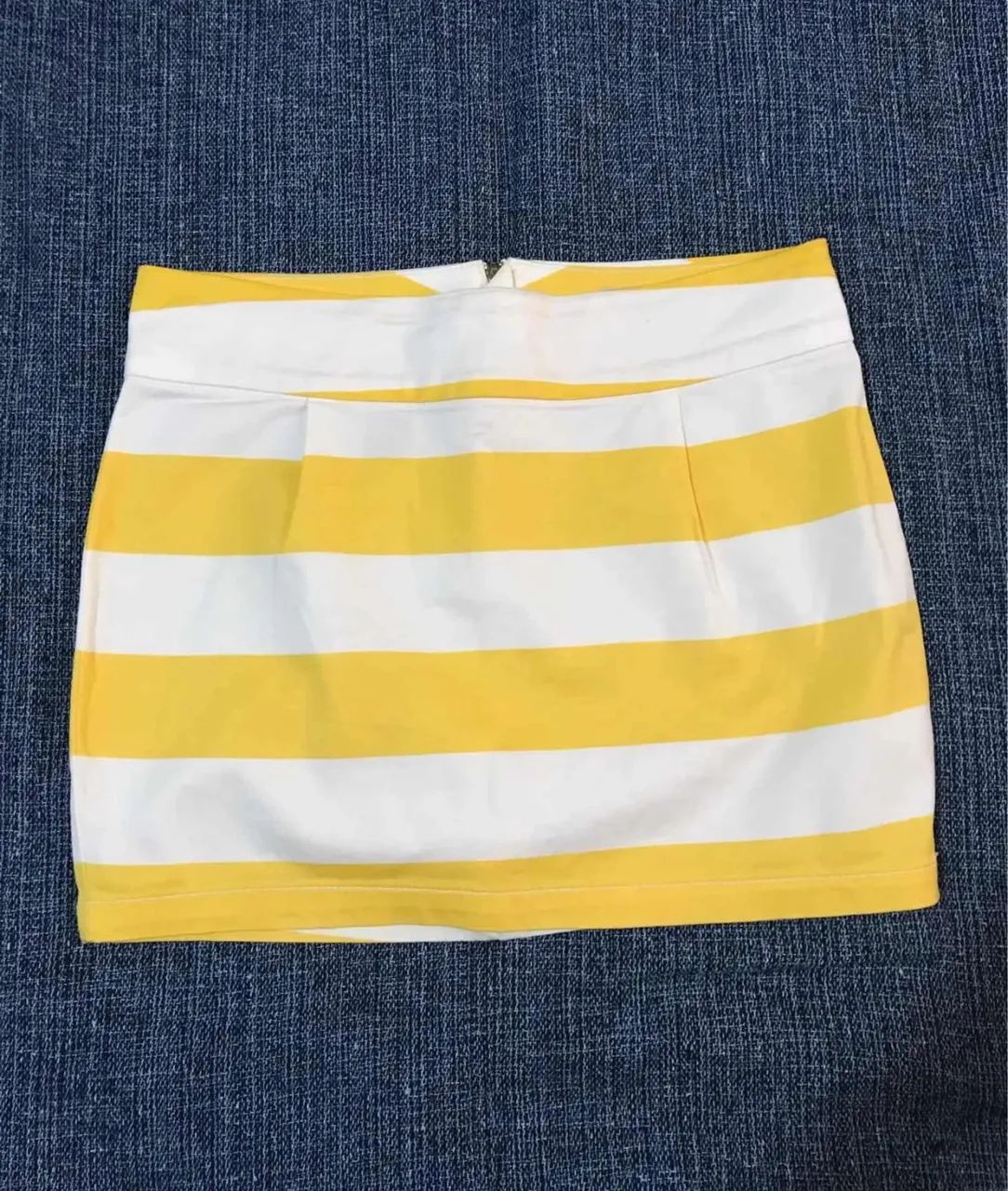 Saia mini Colcci meninas 