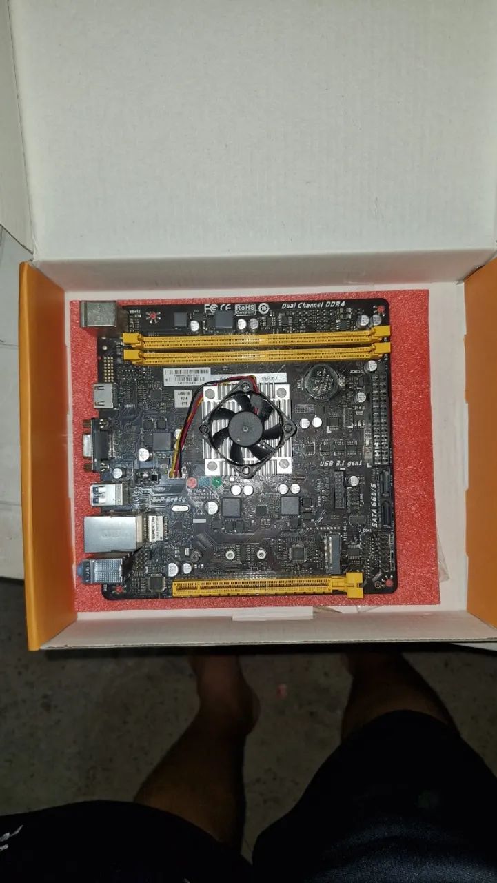 Placa mãe com APU Ddr4