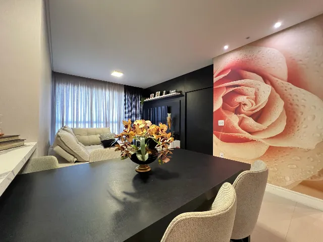 Apartamento mobiliado na Meia Praia em Itapema, 1 Suíte e 2 Demi-Suítes