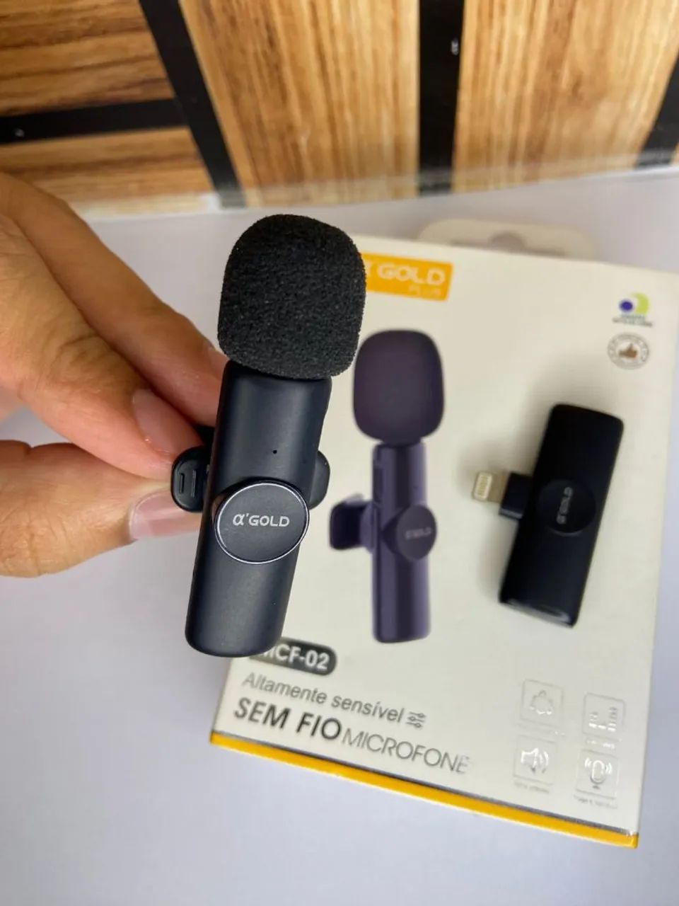 *Lapel Microphone with USB-C Connector MCF-02 A? Gold*64407621221250120