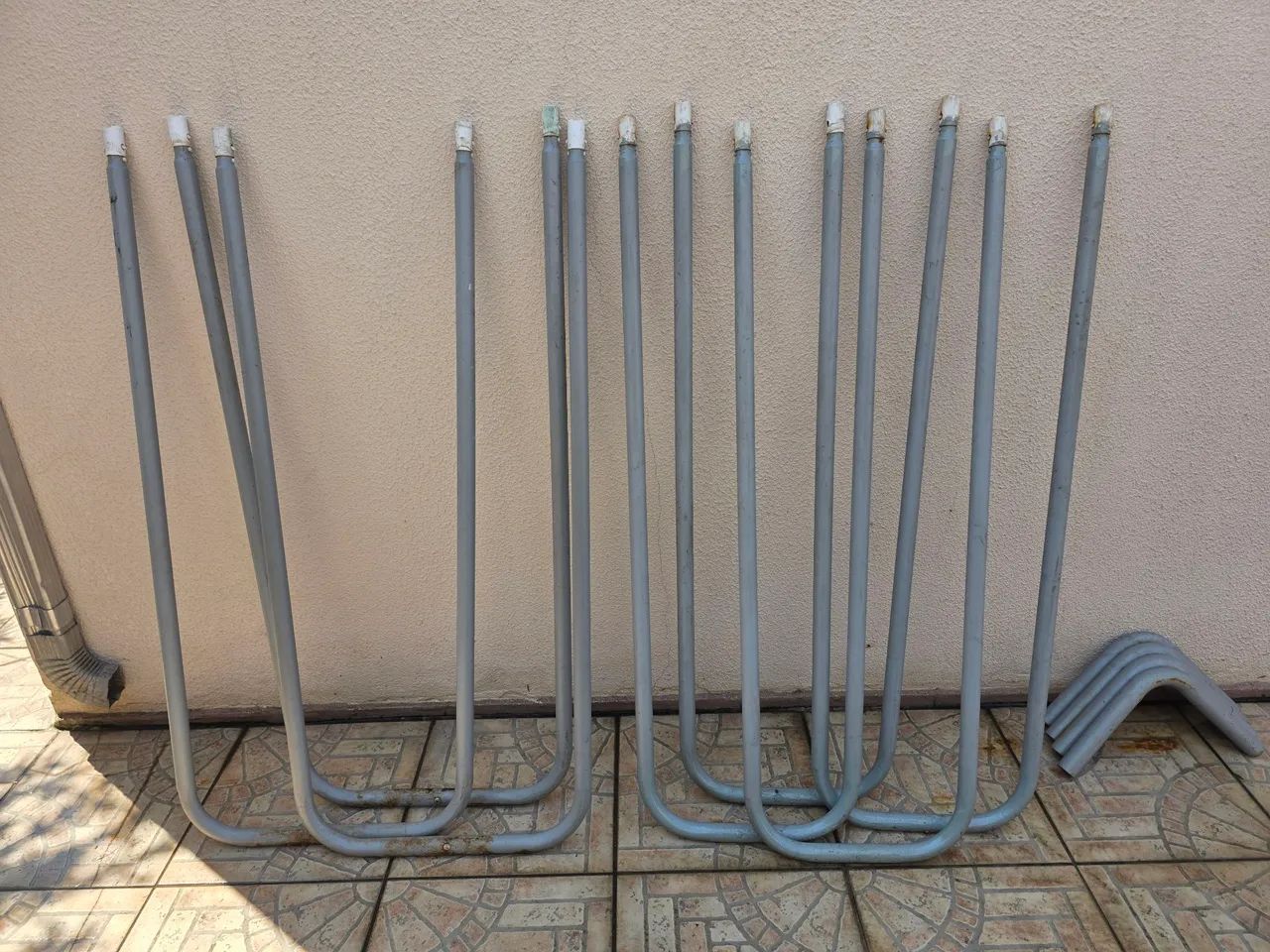 Peças ,suporte para piscina 8mil L