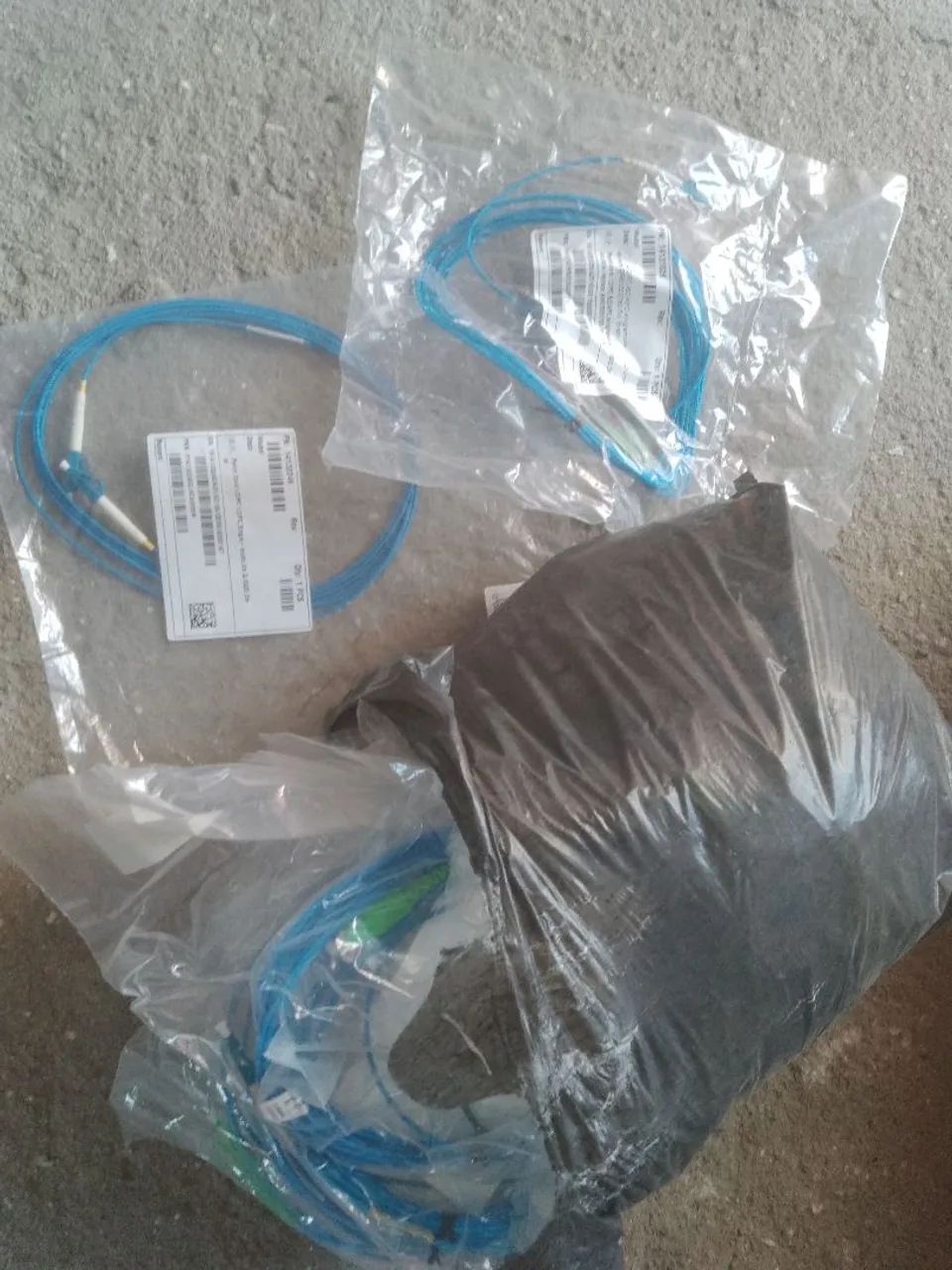 Cabo de fibra óptica LC/PC-SC/APC singlemode G.652D 2mm 5m - Foto 3