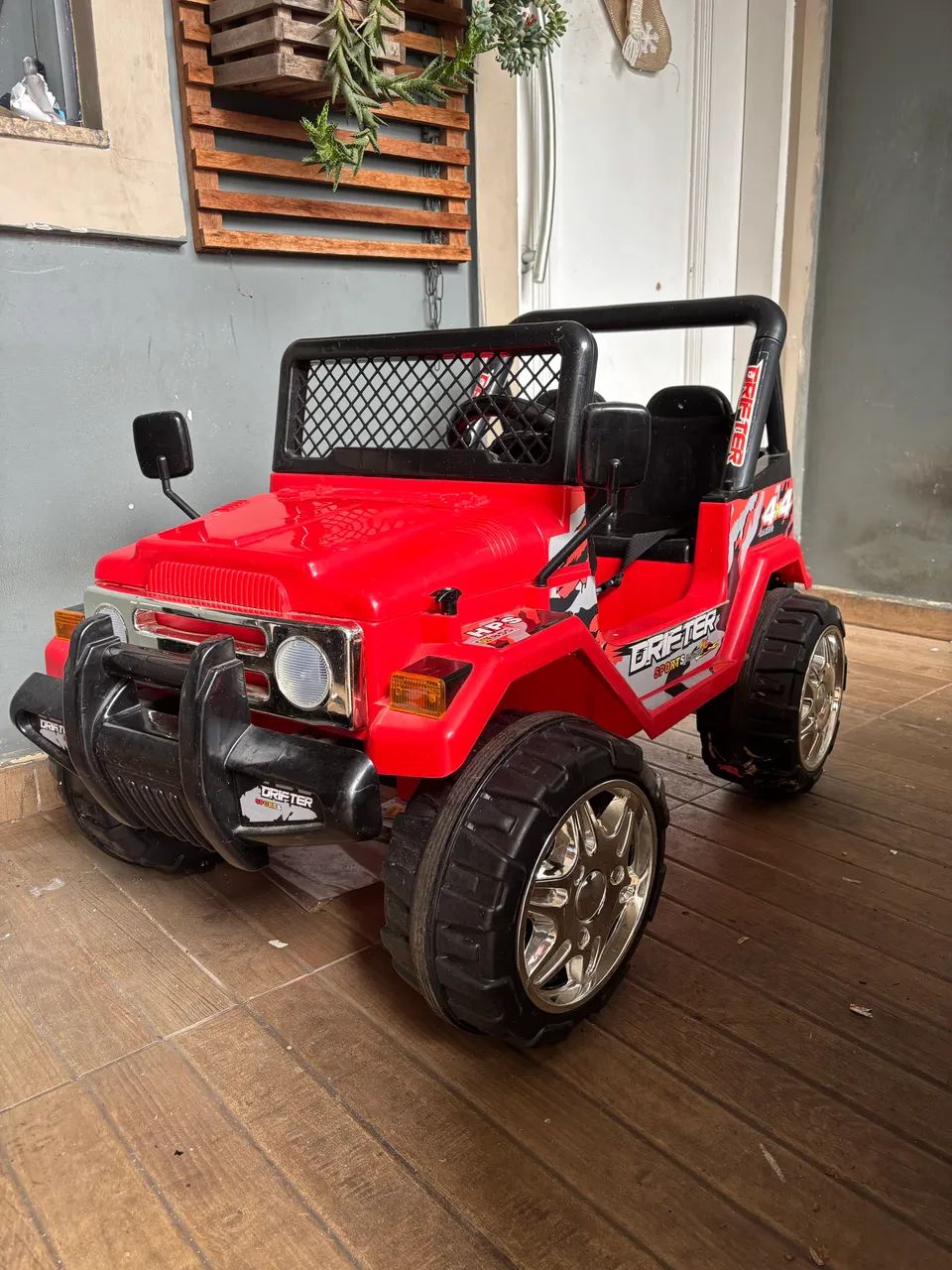 Carro Elétrico infantil Jeep semi novo - Foto 3