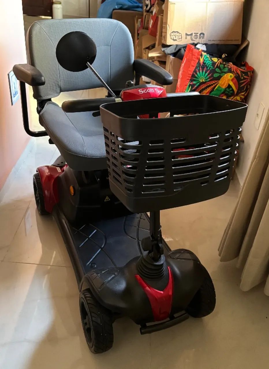 Cadeira de rodas motorizada  - Foto 3