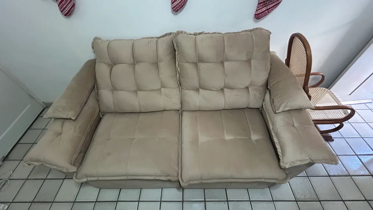 Vendo sofá, EXTREMAMENTE NOVO