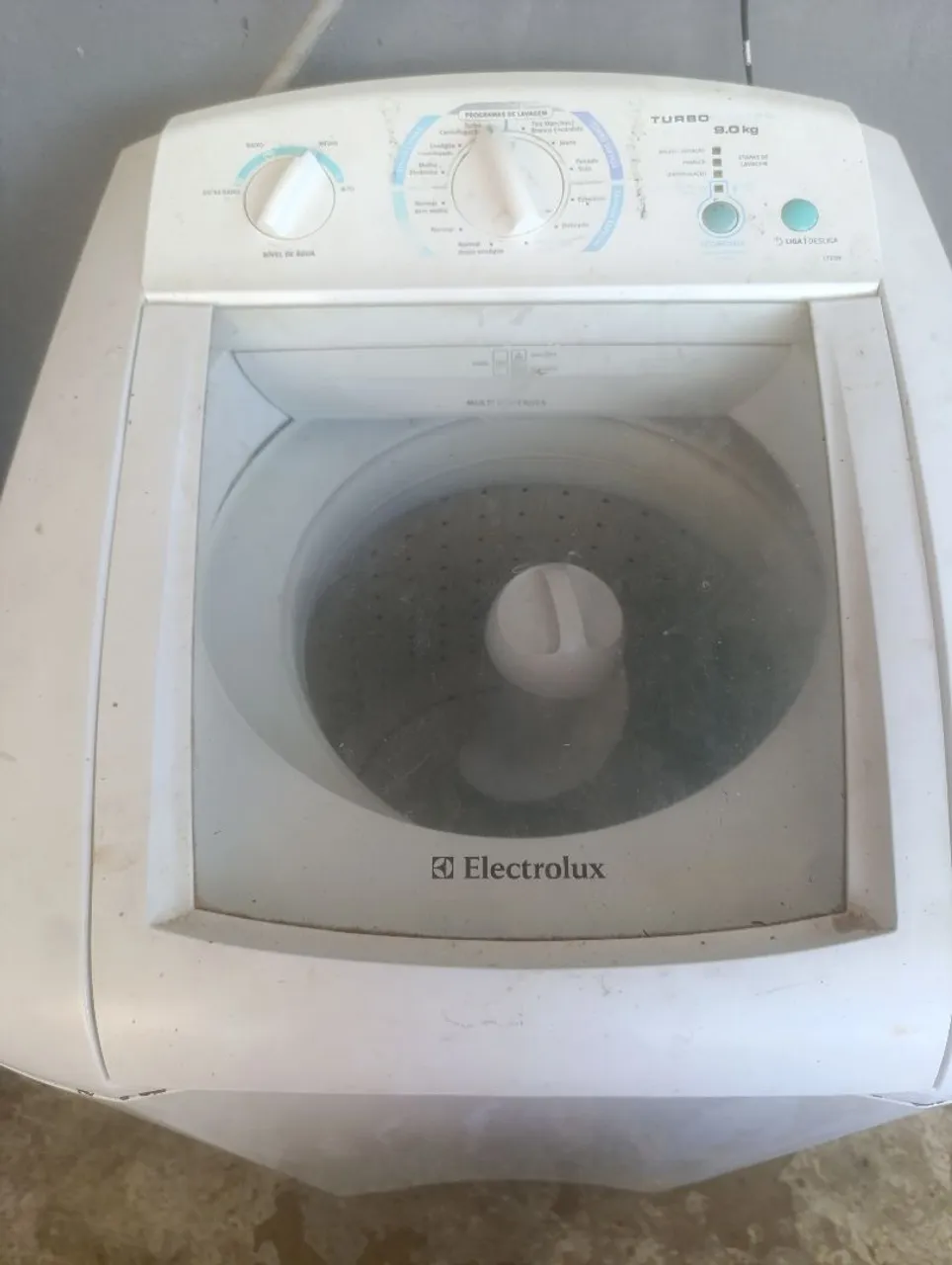 Máquina de Lavar Electrolux Turbo 9kg