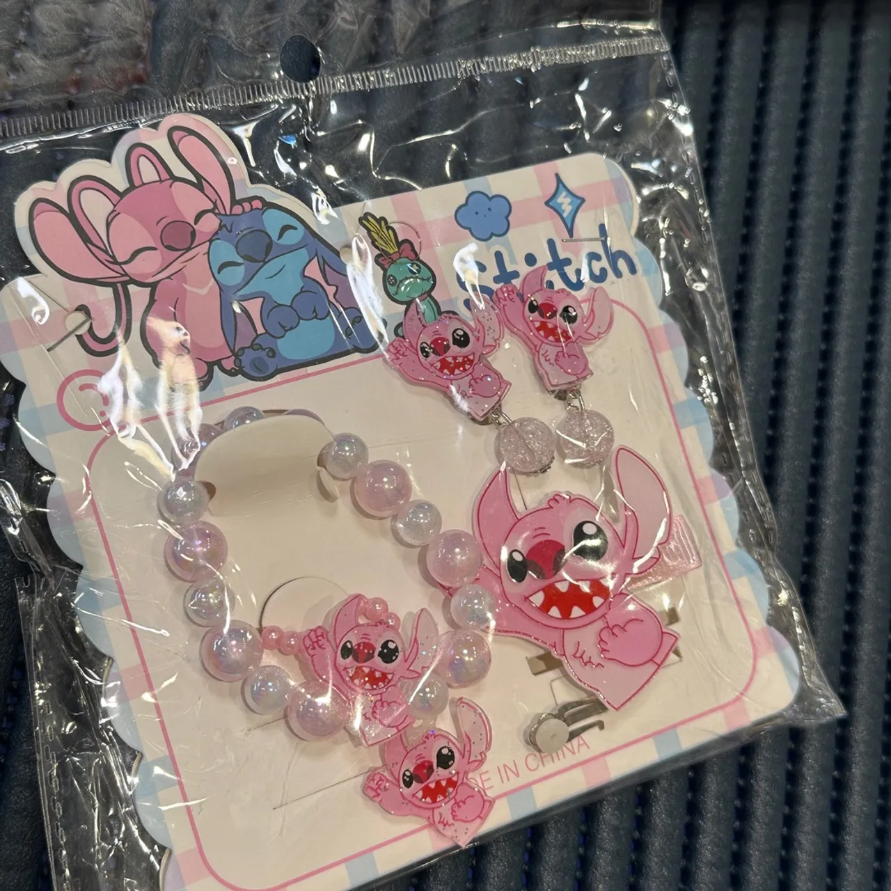 KIT PULSEIRA, BRINCO E PRENDEDOR DE CABELO INFANTIL