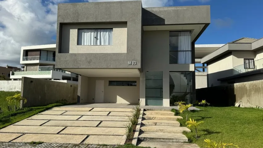 Excelente Casa 5/4 suítes para venda a locação no Alphaville Litoral Norte