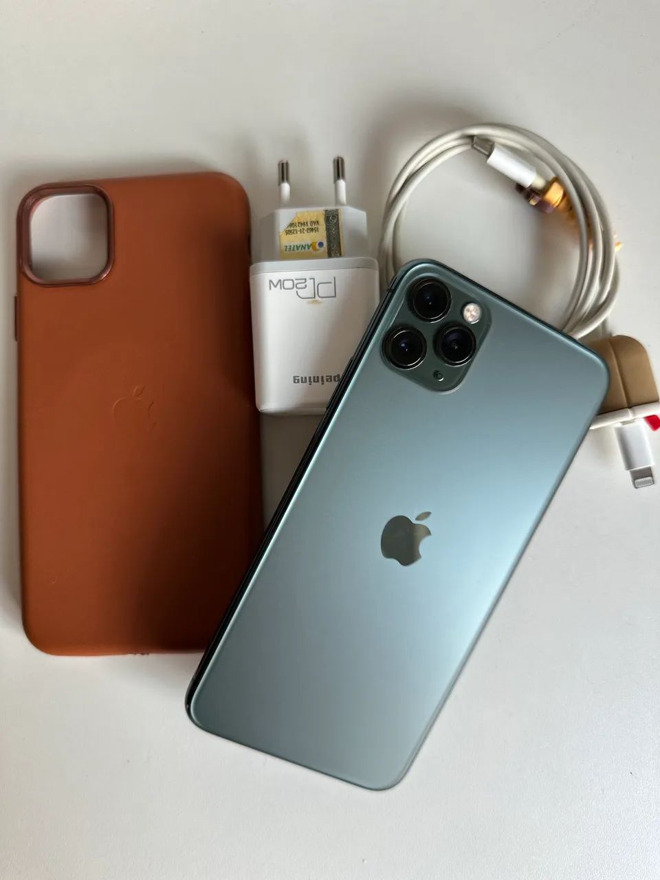 IPhone 11 Pro Max 64gb Impecável - Celulares e Smartphones