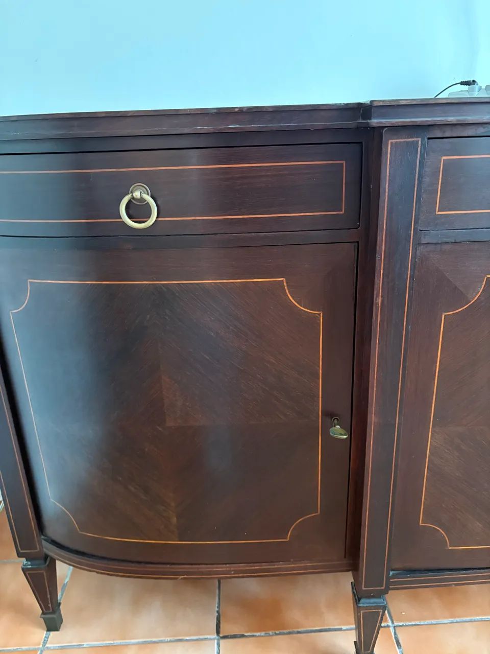 Aparador antigo64842035359234124