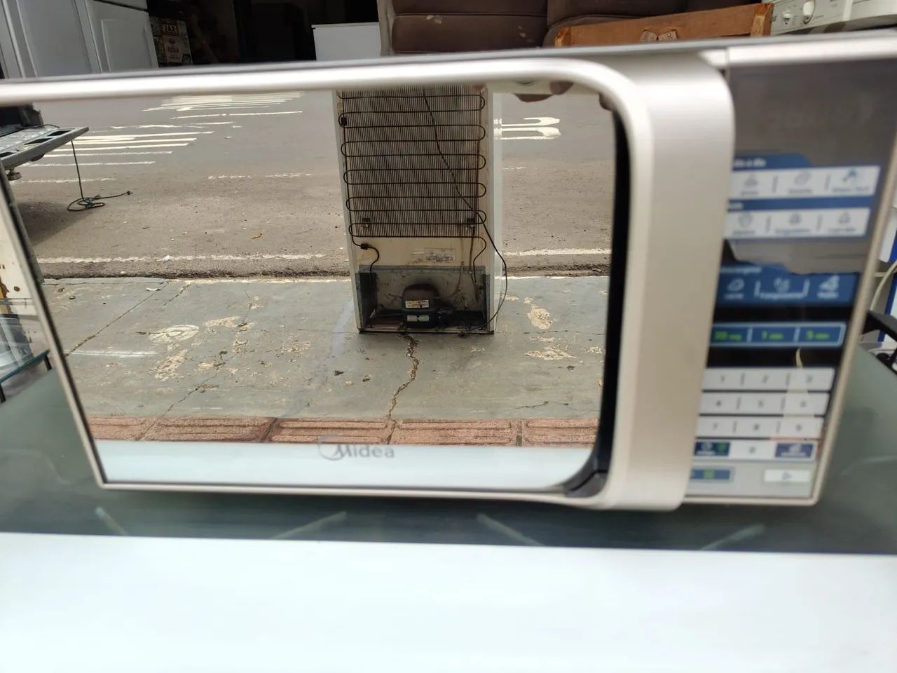 Microondas Midea 20 litros funcionando perfeitamente ((ENTREGO GRÁTIS))